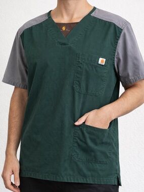 Carhartt Men’s Forest Green& Grey V-Neck Scrub Top with Gray Sleeves